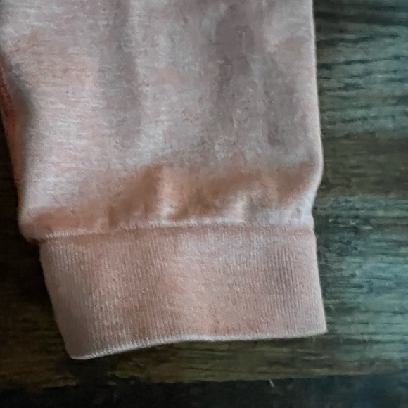 Gymshark leggings XS salmon color - Picture 3 of 7